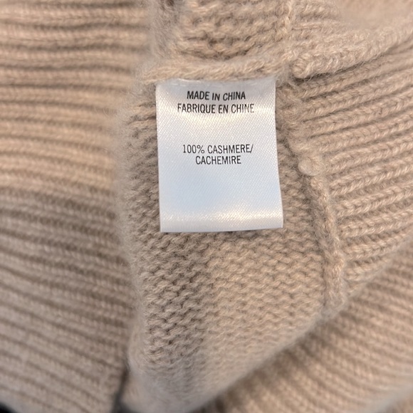Theory Joan Royal 100 % Cashmere sweater. - Picture 6 of 6